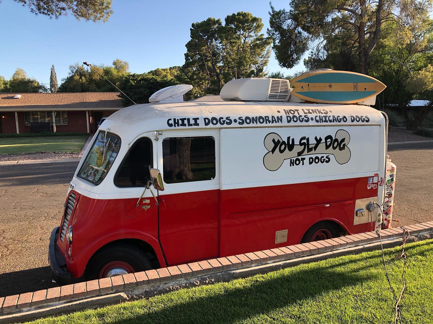 you-sly-dog-arizona-food-trucks